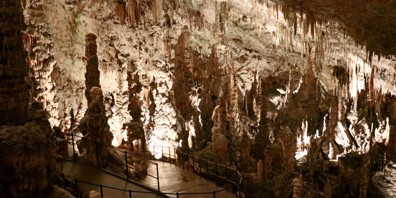 Peștera Postojna – minunea din adâncuri
