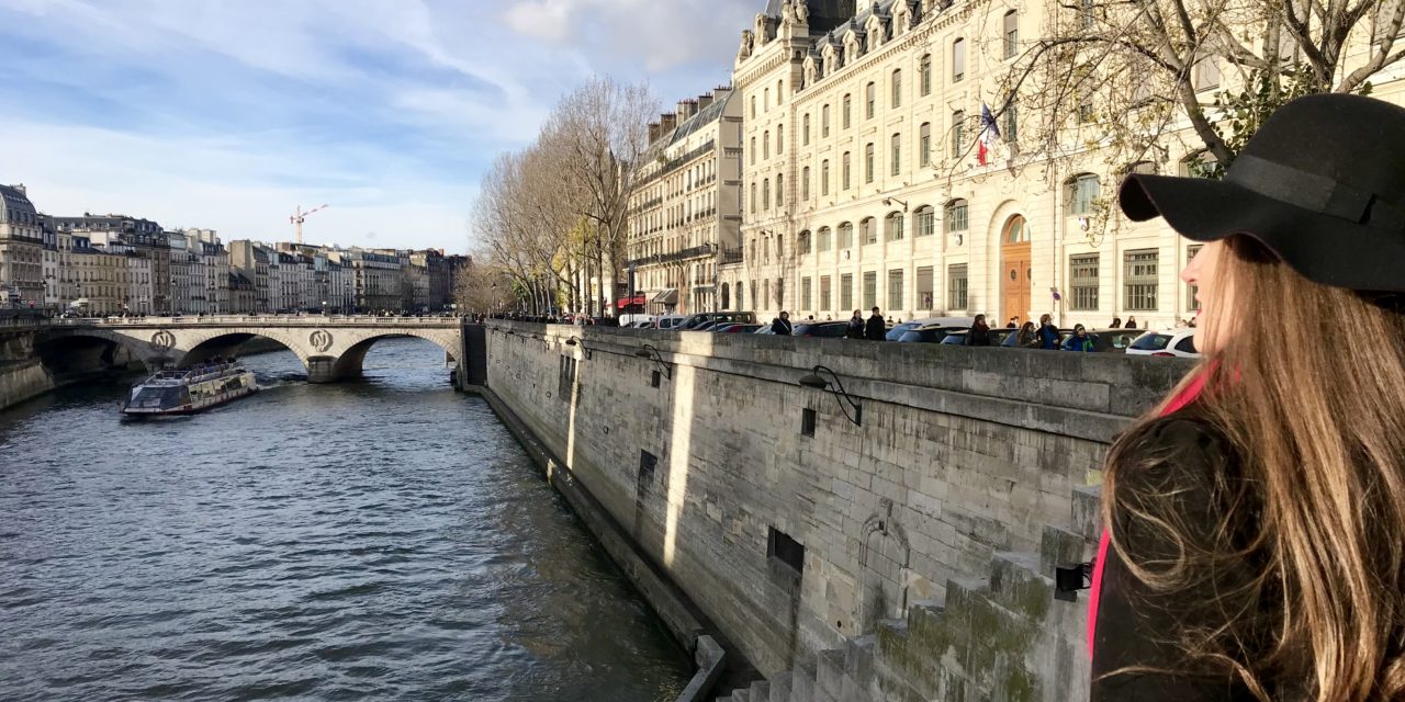 Este Parisul un clișeu?