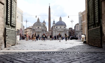 Piețe celebre din Roma – Piazza del Popolo, Piazza Venezia, Piazza Navona, Piazza di Spagna și Piazza di Trevi