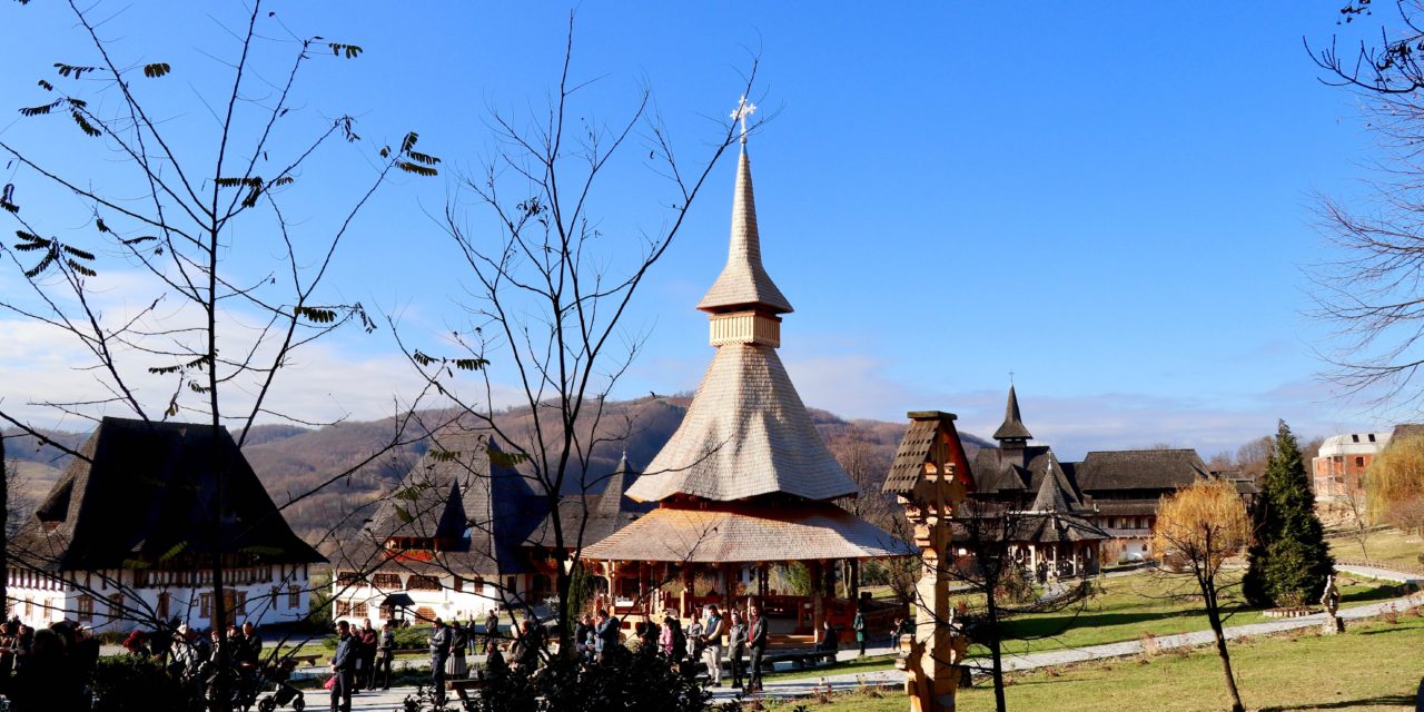 Bisericile din lemn din Maramureș – Mănăstirea Bârsana și Mănăstirea Săpânța-Peri
