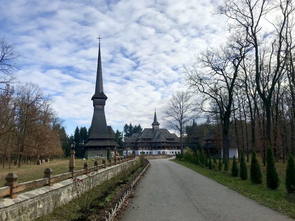 Mănăstirea Săpânța-Peri