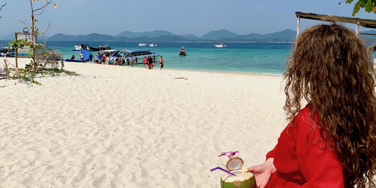 Croazieră către Phi Phi Islands sau cum să petreci o zi în Paradis