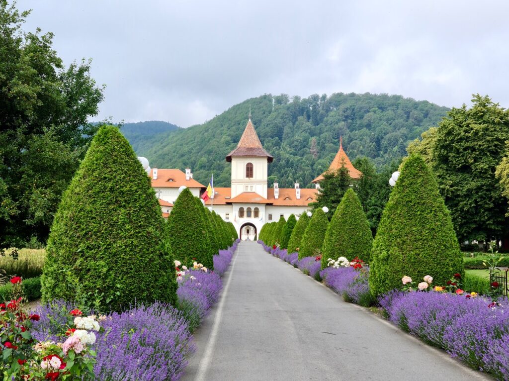 Mănăstirea Brâncoveanu din Sâmbăta de Sus, Țara Făgărașului