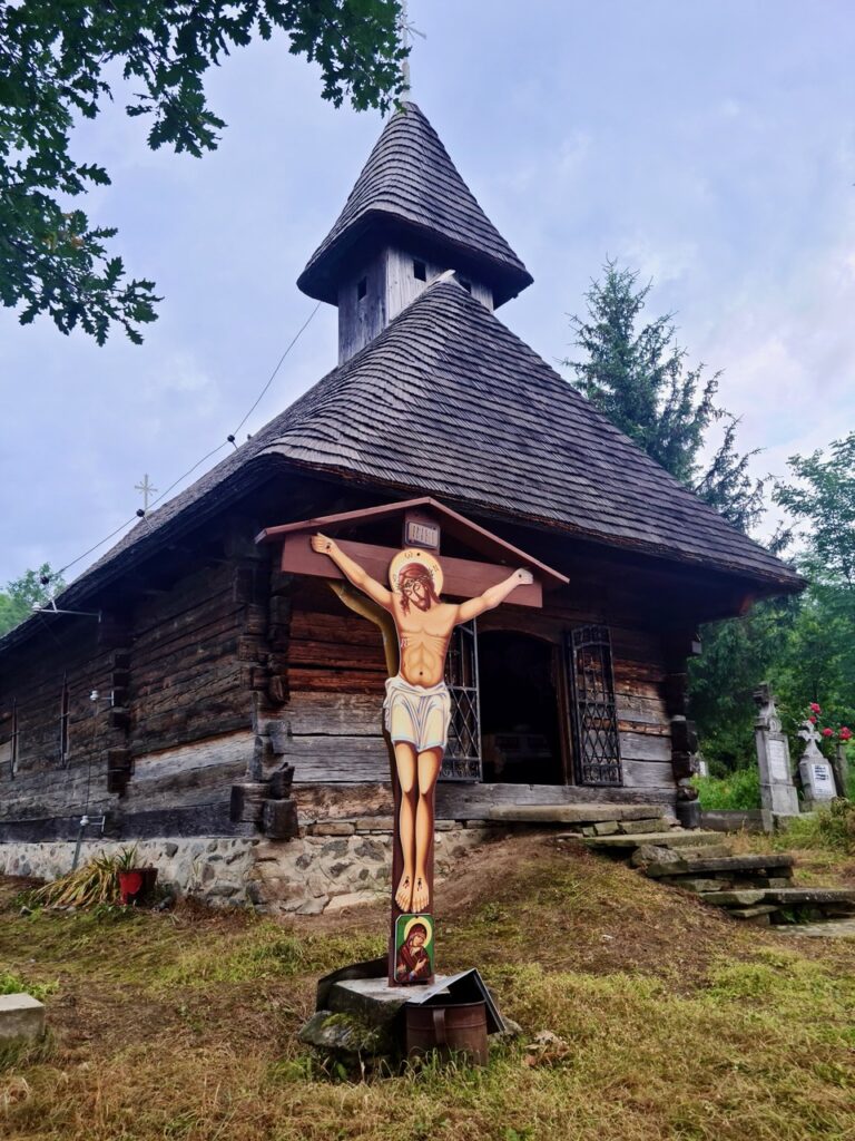 Biserica din lemn din Șinca Nouă, Țara Făgărașului
