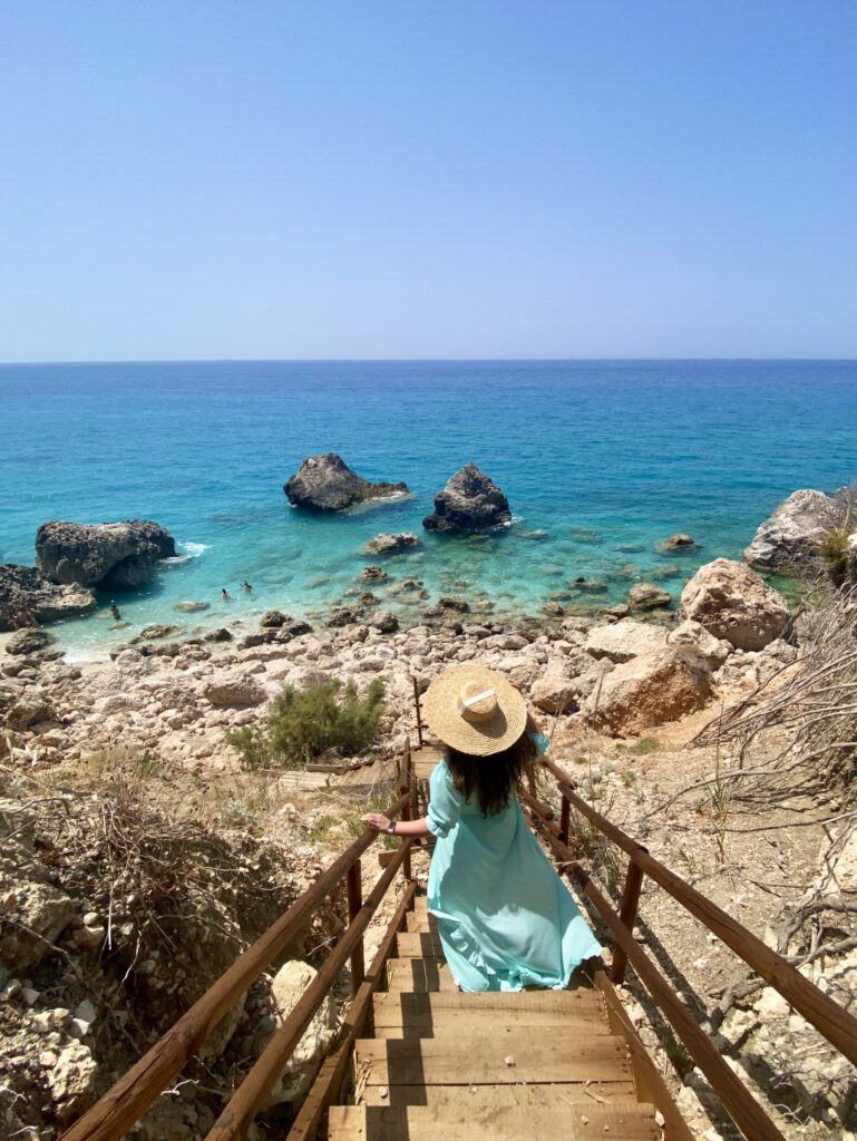 Plaja Megali Petra, Lefkada