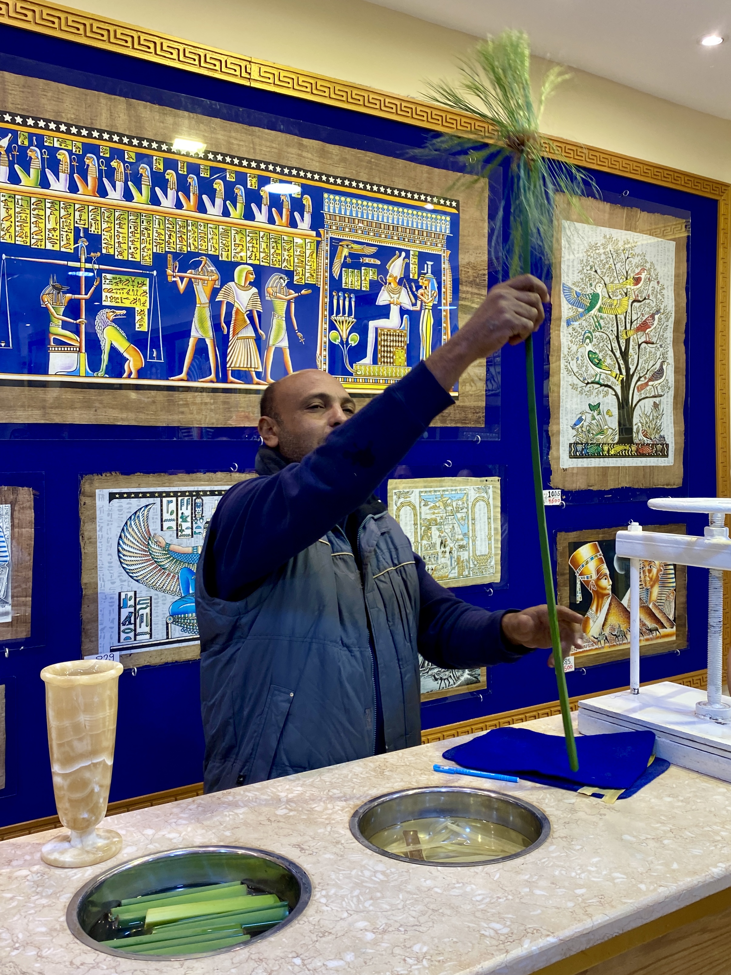 Atelier de papirusuri, Luxor, Egipt