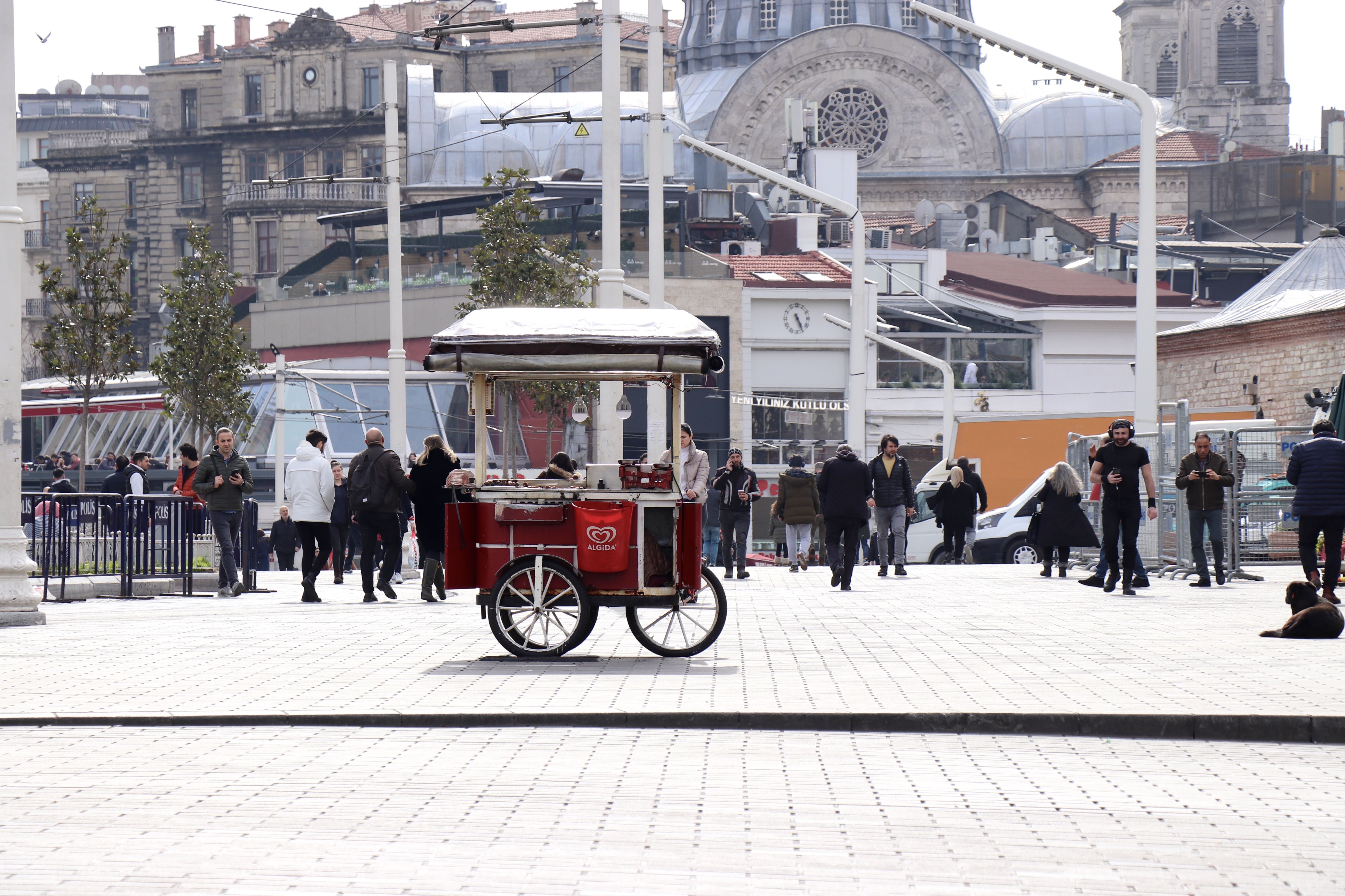 Piața Taksim, Istanbul, Turcia